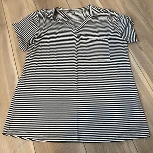 Evereve Black and White Striped Short Sleeve Tee